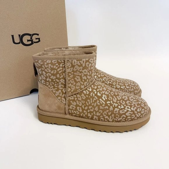 UGG CLASSIC MINI SNOW LEOPARD BOOTS main image 5